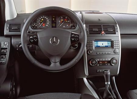 alors tu dit koi toi belle ou po tu vx une alors tape de nom(.............)